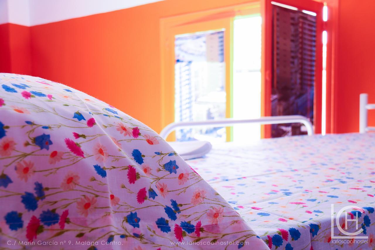 Larios Cool Hostel Малага Екстер'єр фото